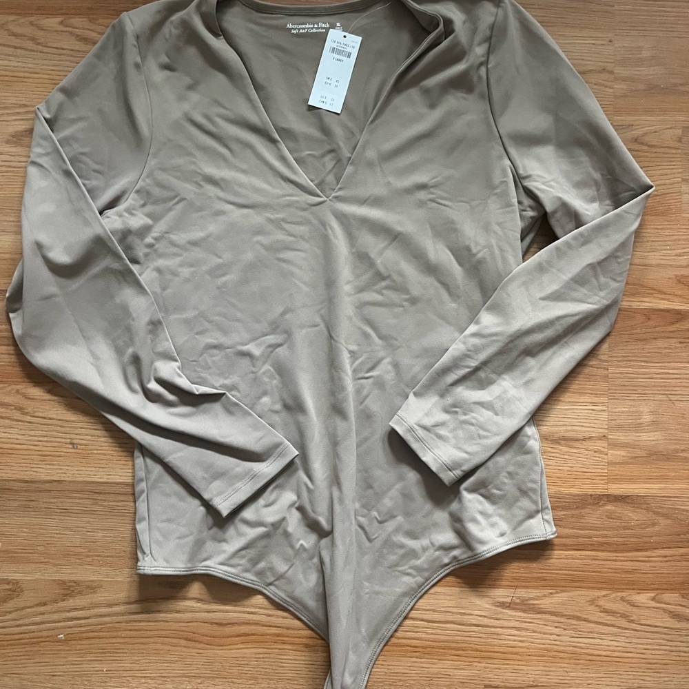 Abercrombie & Fitch Tan V-Neck Long Sleeve Bodysuit